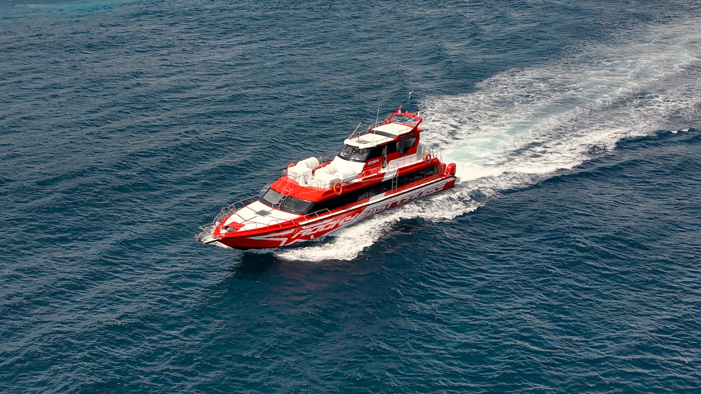 Luxury fast boat by Rocky Fast Cruise in Bali